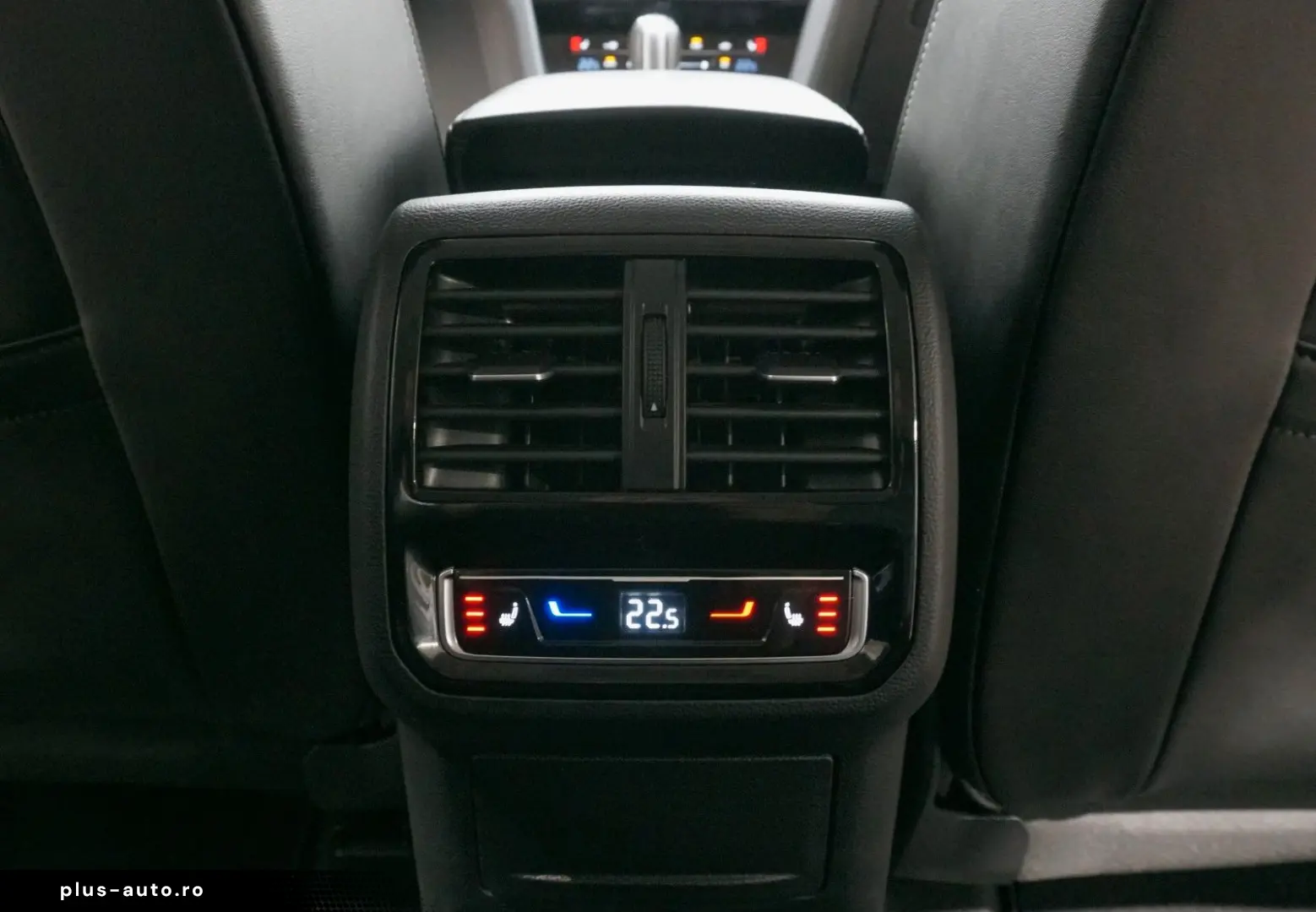 VW Arteon Elegance 2.0 TSI ACC AHK IQ.Light Massage