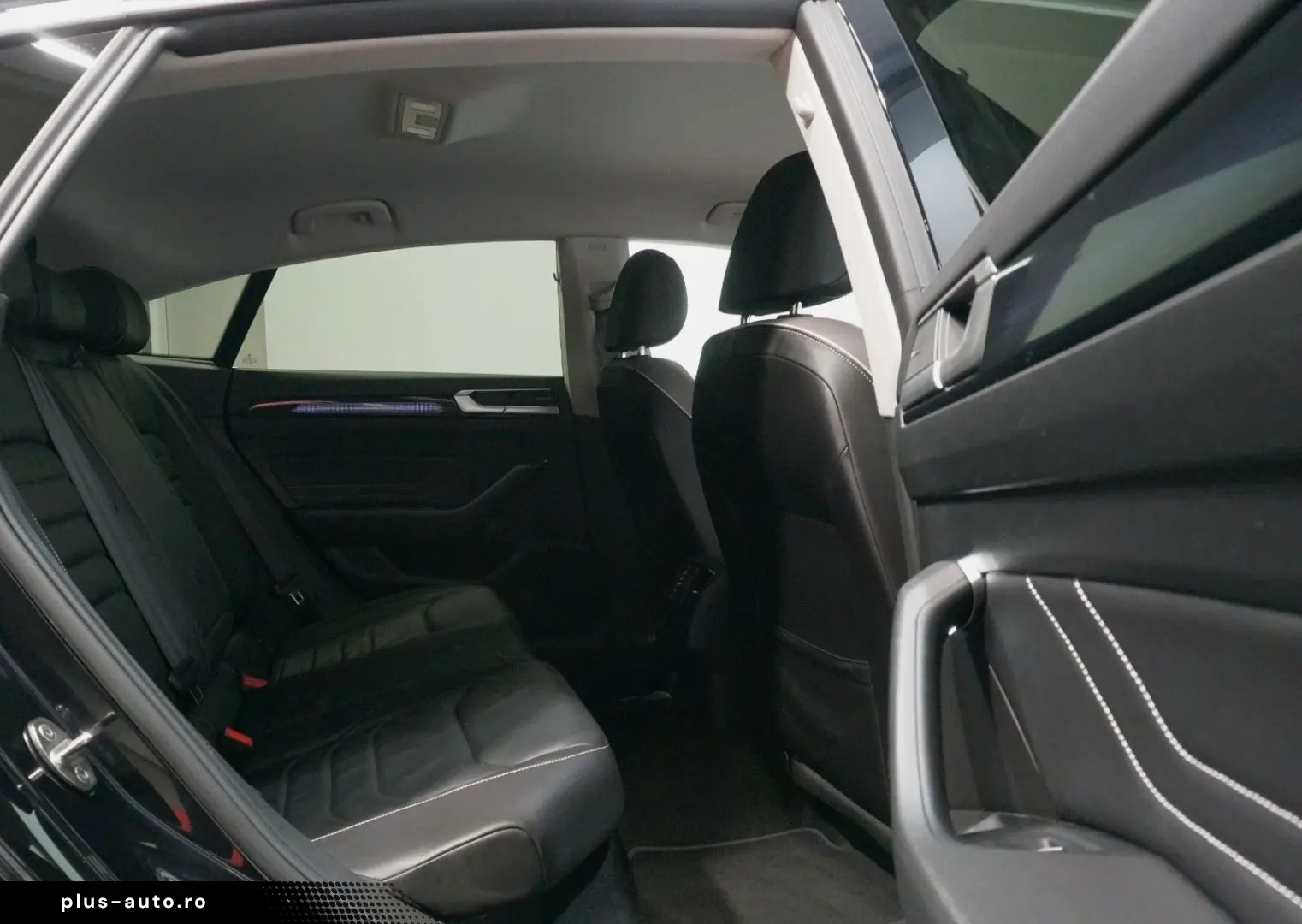 VW Arteon Elegance 2.0 TSI ACC AHK IQ.Light Massage