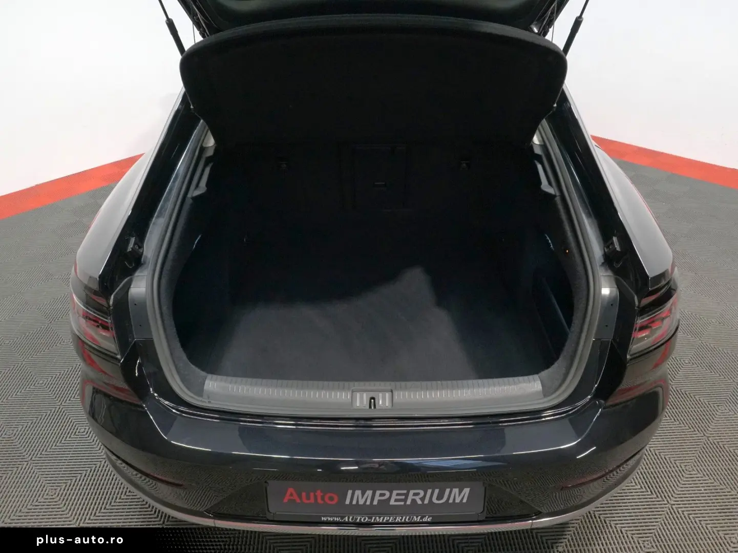 VW Arteon Elegance 2.0 TSI ACC AHK IQ.Light Massage