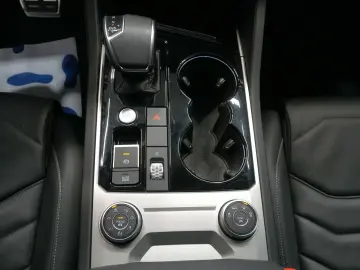 VW Touareg R-Line 4Motion3.0 TSI IQ.Light PANO LUFT