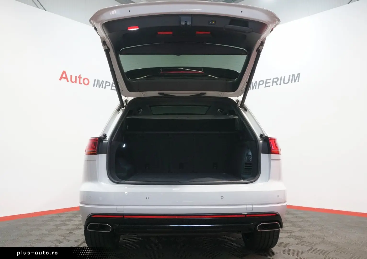 VW Touareg R-Line 4Motion3.0 TSI IQ.Light PANO LUFT