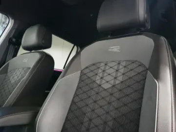 VW Tiguan Allspace R-Line 4Motion 2.0 TDI ACC Matri