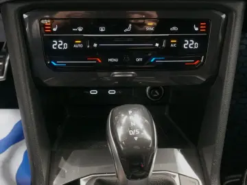 VW Tiguan Allspace R-Line 4Motion 2.0 TDI ACC Matri