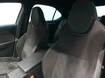 SKODA Superb Lim. 2.0 TSI Sportline 4x4 TEMP MATRIX VC