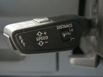 AUDI A6 Lim. 2.0 40 TDI design Matrix 360  Standheizu