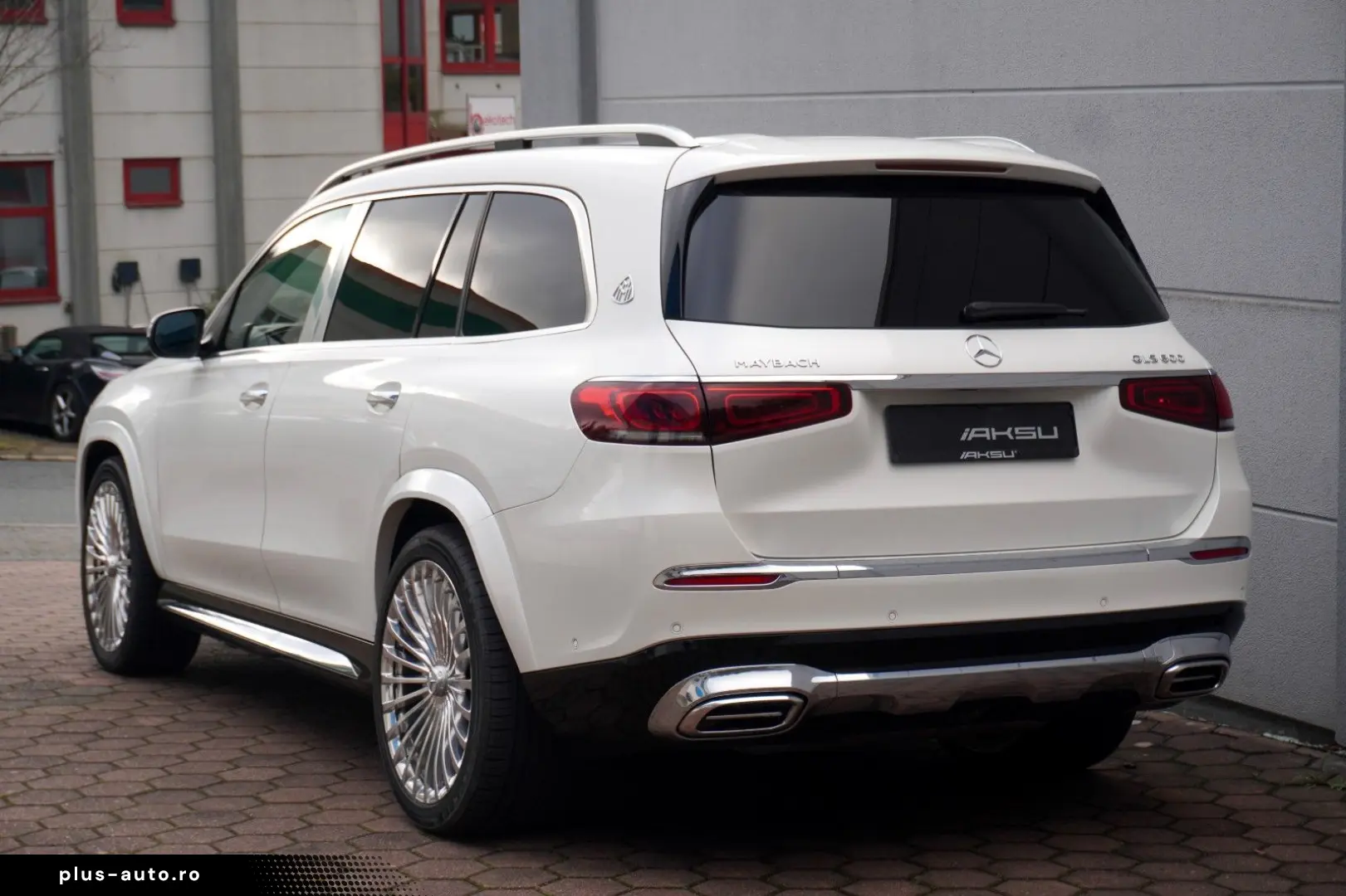 MAYBACH GLS 600 MANUFAKTUR HIGH-CLASS FOND TV 23