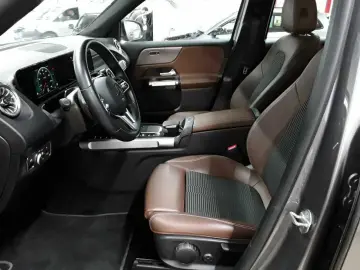 MERCEDES-BENZ GLB220d-Progressive AHK Beam BusiP AssiP