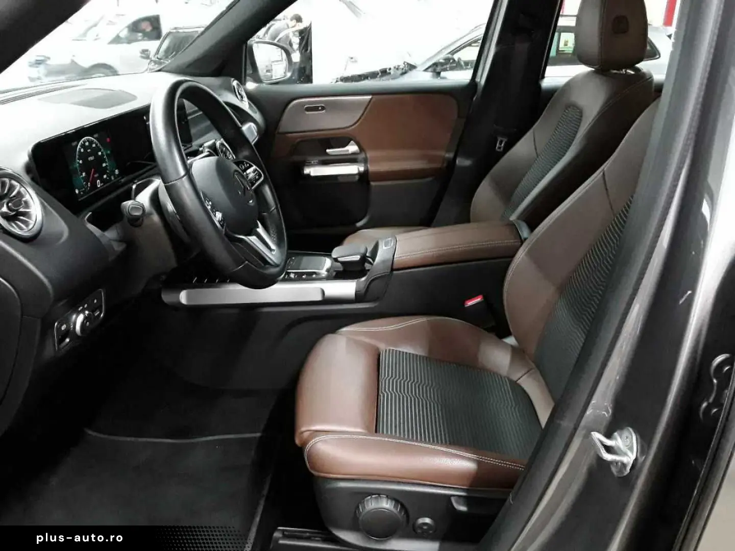 MERCEDES-BENZ GLB220d-Progressive AHK Beam BusiP AssiP