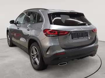 MERCEDES-BENZ GLA 250 e 8G-AMG Beam BusiP AssiP Sound