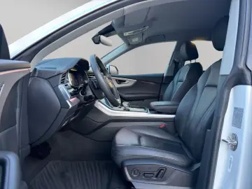 AUDI Q8 55 TFSI quattro tiptronic ACC HUD AHK