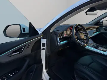 AUDI Q8 55 TFSI quattro tiptronic ACC HUD AHK