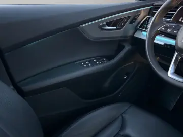 AUDI Q8 55 TFSI quattro tiptronic ACC HUD AHK