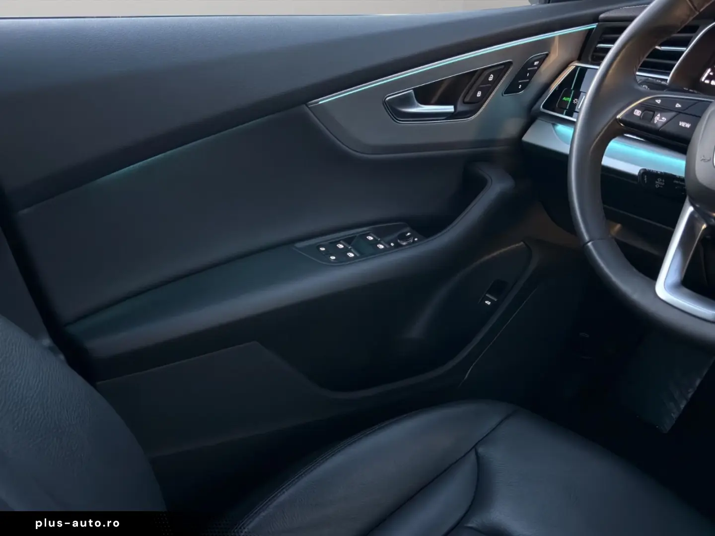 AUDI Q8 55 TFSI quattro tiptronic ACC HUD AHK