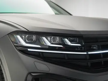 Volkswagen Touareg R-LINE 3.0 I V6 TDI