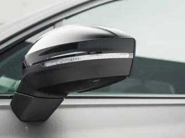 Volkswagen Touareg R-LINE 3.0 I V6 TDI