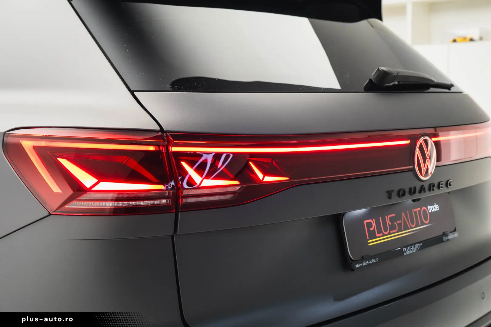 Volkswagen Touareg R-LINE 3.0 I V6 TDI