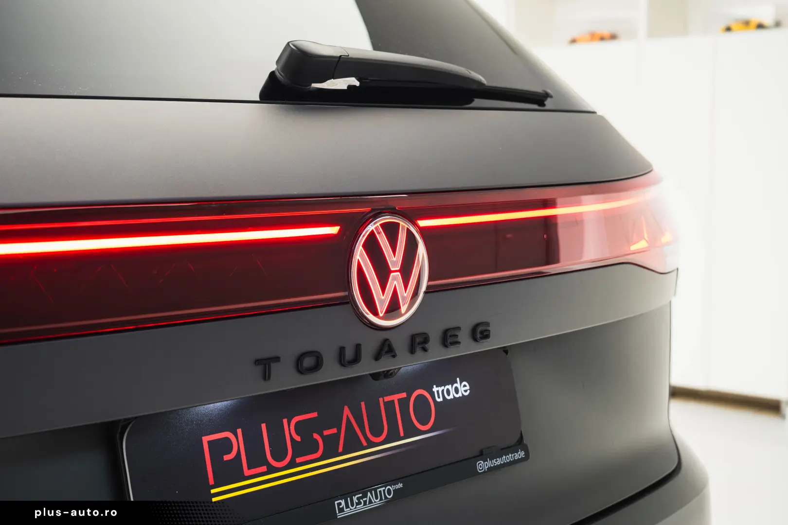 Volkswagen Touareg R-LINE 3.0 I V6 TDI