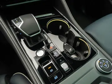 Volkswagen Touareg R-LINE 3.0 I V6 TDI