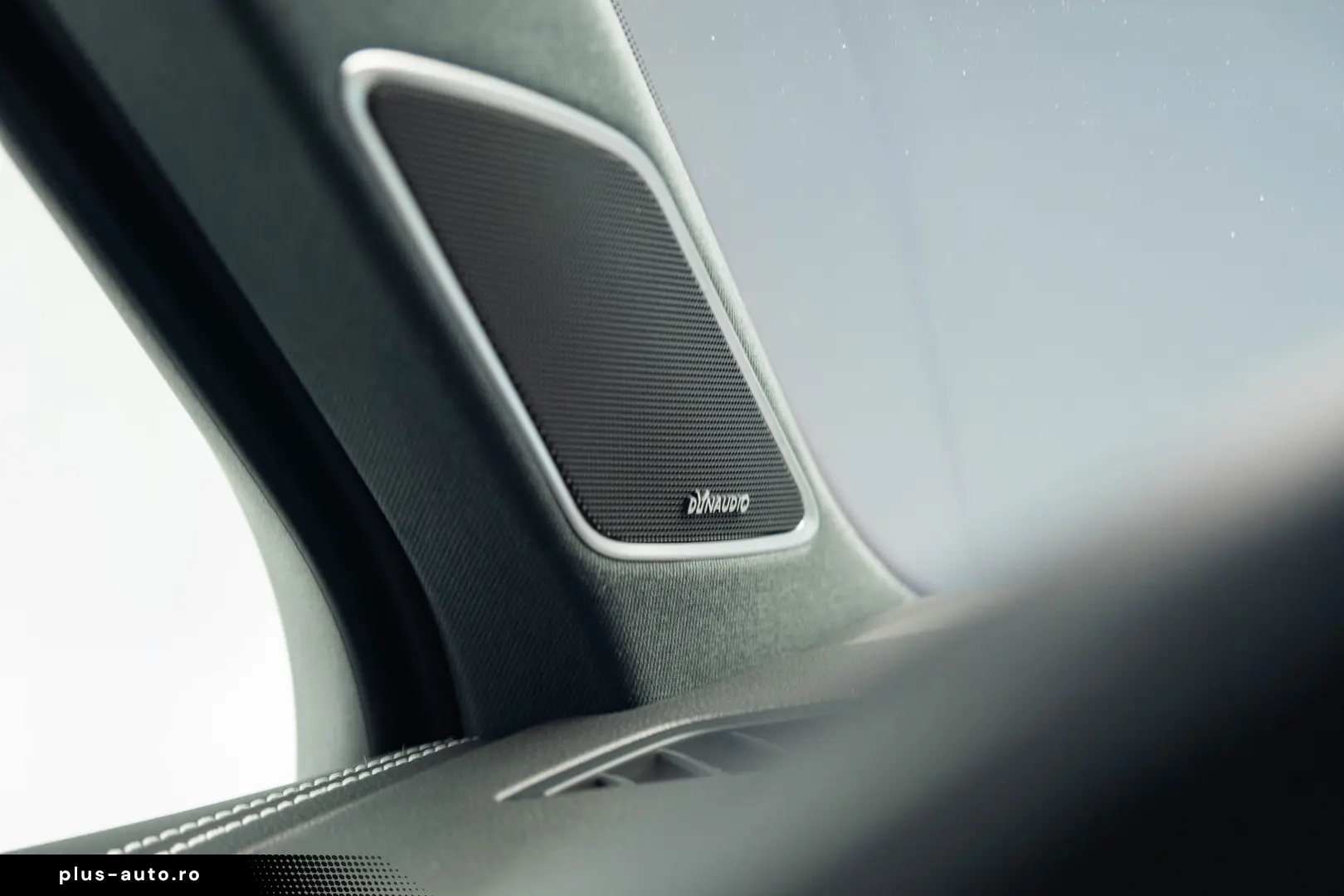 Volkswagen Touareg R-LINE 3.0 I V6 TDI