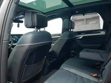 Volkswagen Touareg R-LINE 3.0 I V6 TDI