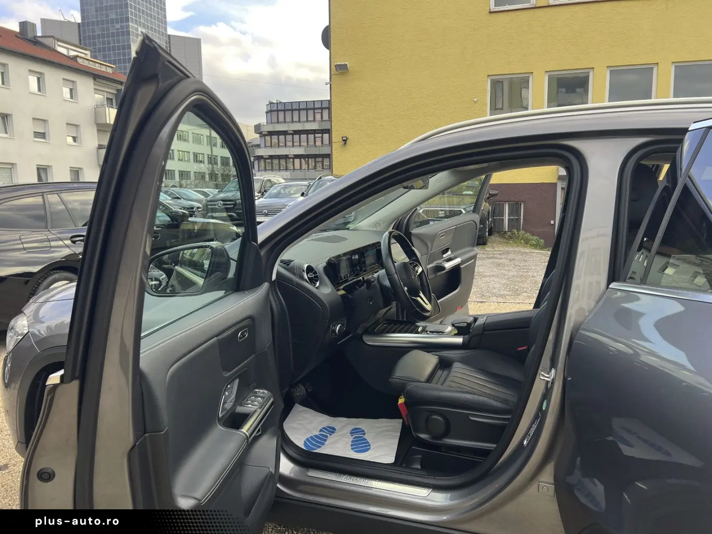 MERCEDES-BENZ GLA 220 d Progressive Exklusiv-paket L&hellip;