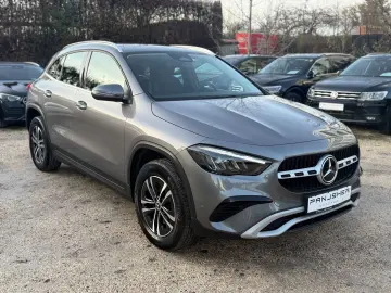 MERCEDES-BENZ GLA180d Aut Widescreen LED Navi Kamera 1 Hand
