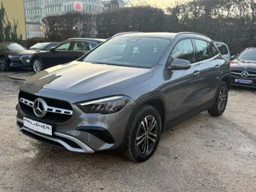 MERCEDES-BENZ GLA180d Aut Widescreen LED Navi Kamera 1 Hand