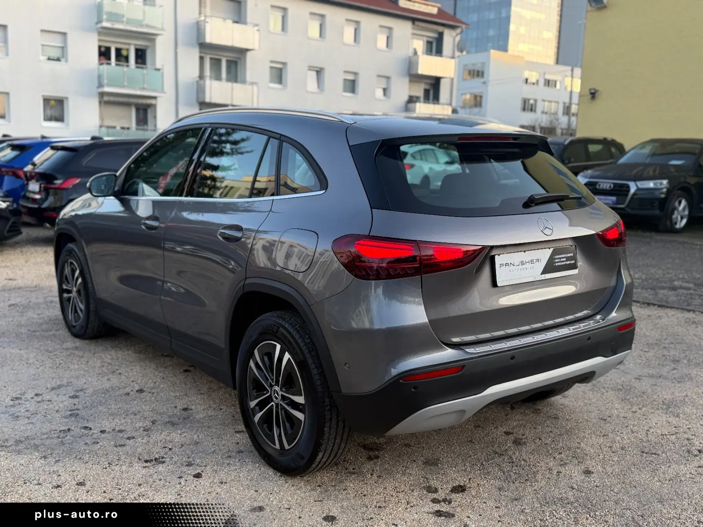 MERCEDES-BENZ GLA180d Aut Widescreen LED Navi Kamera 1 Hand