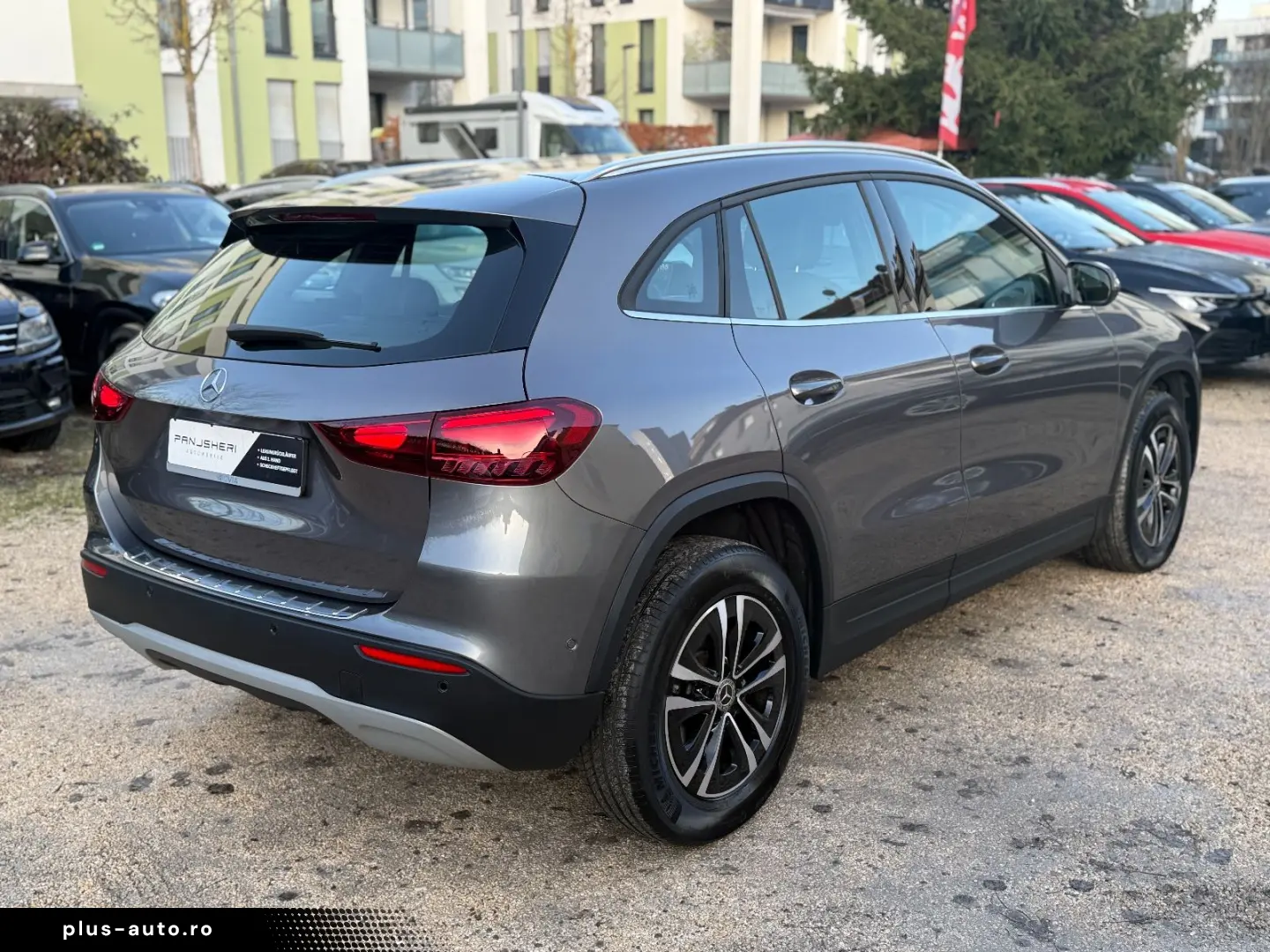 MERCEDES-BENZ GLA180d Aut Widescreen LED Navi Kamera 1 Hand