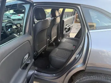 MERCEDES-BENZ GLA180d Aut Widescreen LED Navi Kamera 1 Hand