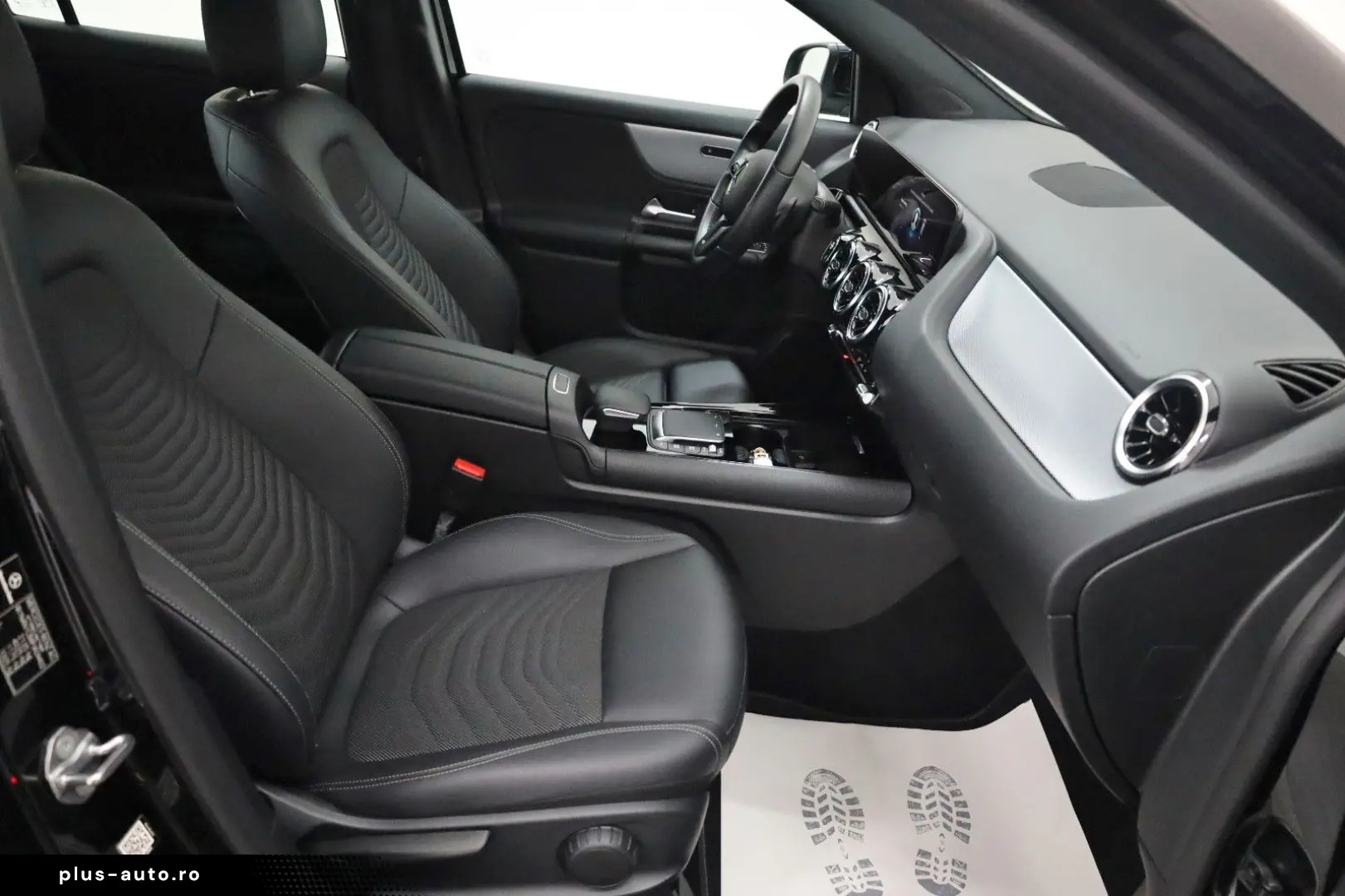 MERCEDES-BENZ GLA 200 d  Style T.Leder Navi LED SH K&hellip;