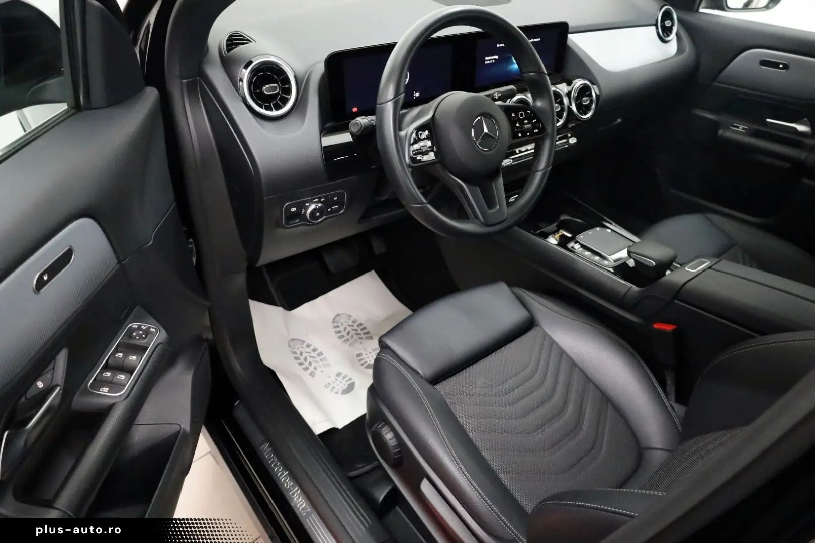 MERCEDES-BENZ GLA 200 d  Style T.Leder Navi LED SH K&hellip;