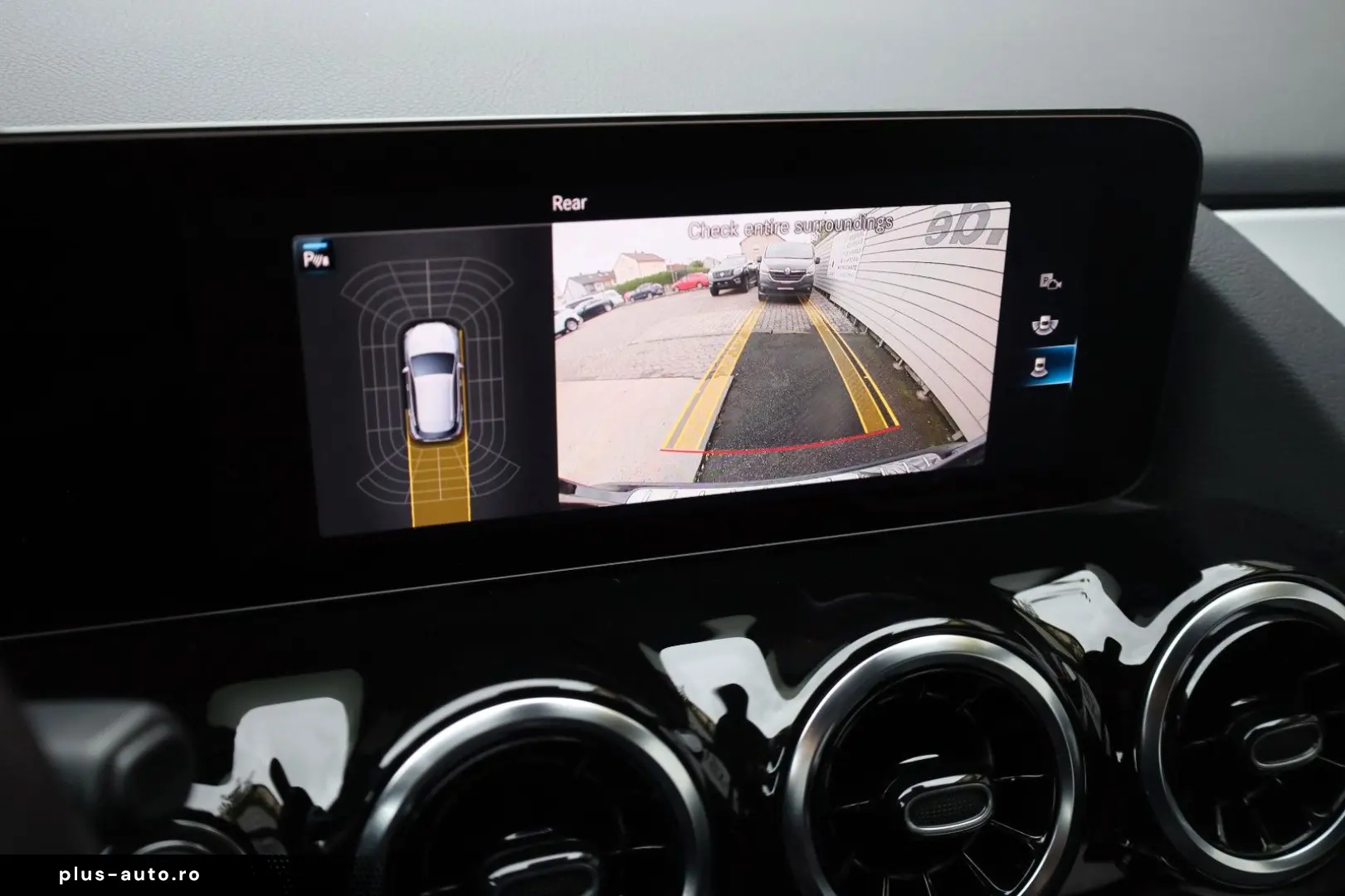 MERCEDES-BENZ GLA 200 d  Style T.Leder Navi LED SH K&hellip;