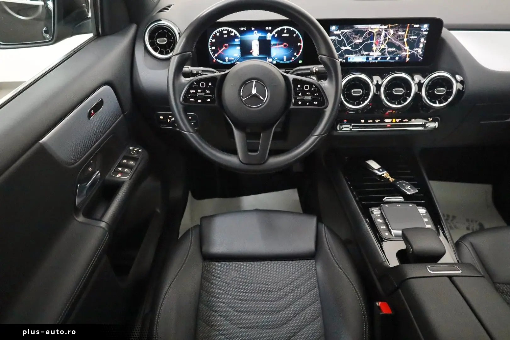 MERCEDES-BENZ GLA 200 d  Style T.Leder Navi LED SH K&hellip;