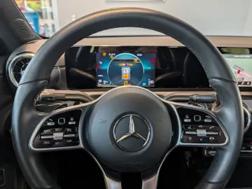 MERCEDES-BENZ A220d Limousine Progressive Aut. LED KAM