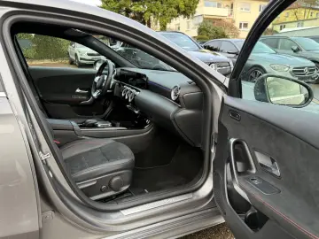 MERCEDES-BENZ A 200 d  Lim. AMG-Line Ambiente-Plus