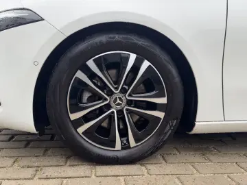 MERCEDES-BENZ A 200 d Limo Progressive Advanced Plus Memory