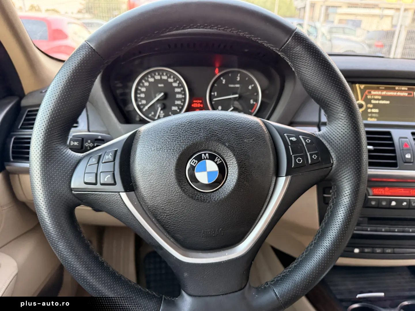 6500e avans 5500e în rate direct la parc