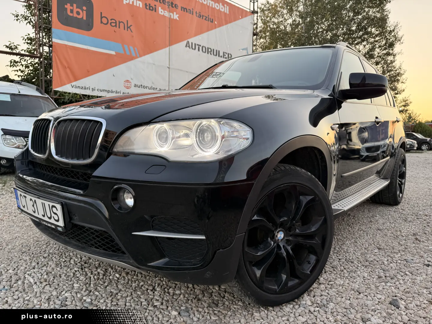 6500e avans 5500e în rate direct la parc