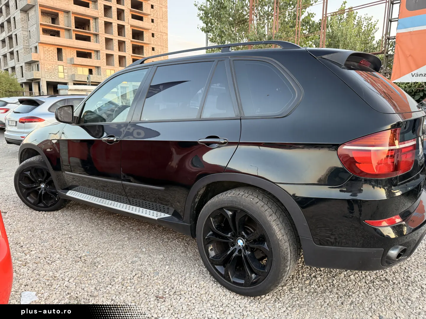 6500e avans 5500e în rate direct la parc