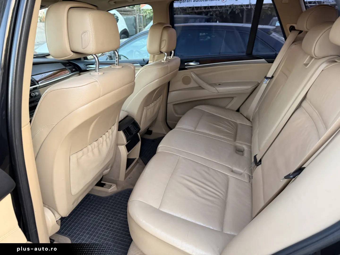 6500e avans 5500e în rate direct la parc