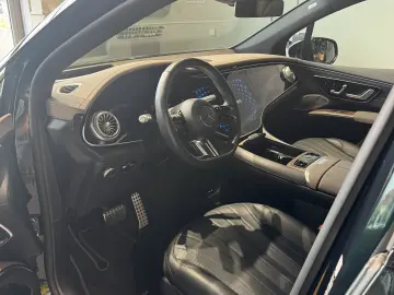 Mercedes-Benz EQS SUV