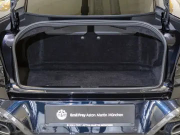 ASTON MARTIN V12 Vanquish