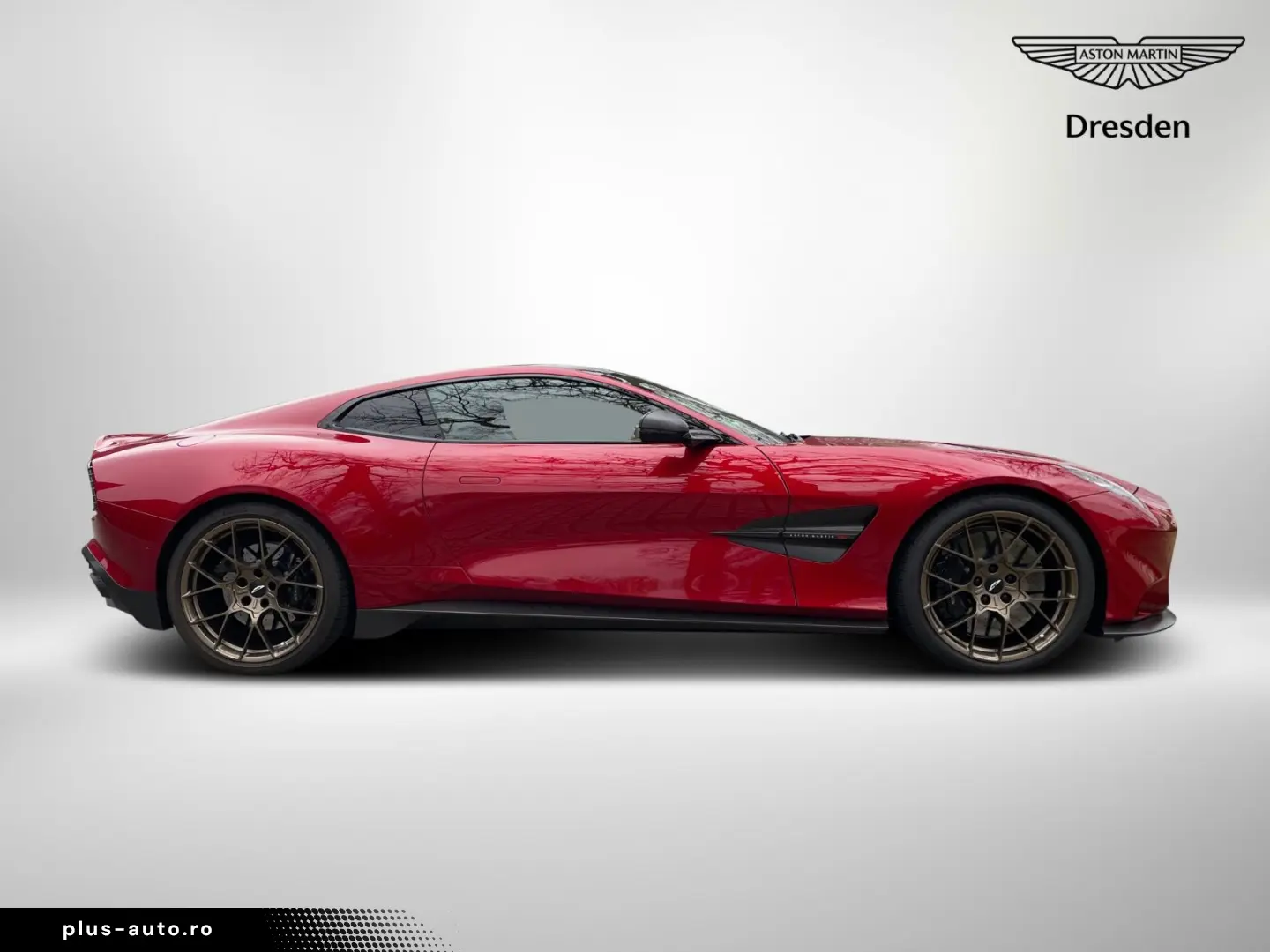 ASTON MARTIN Vanquish MY25