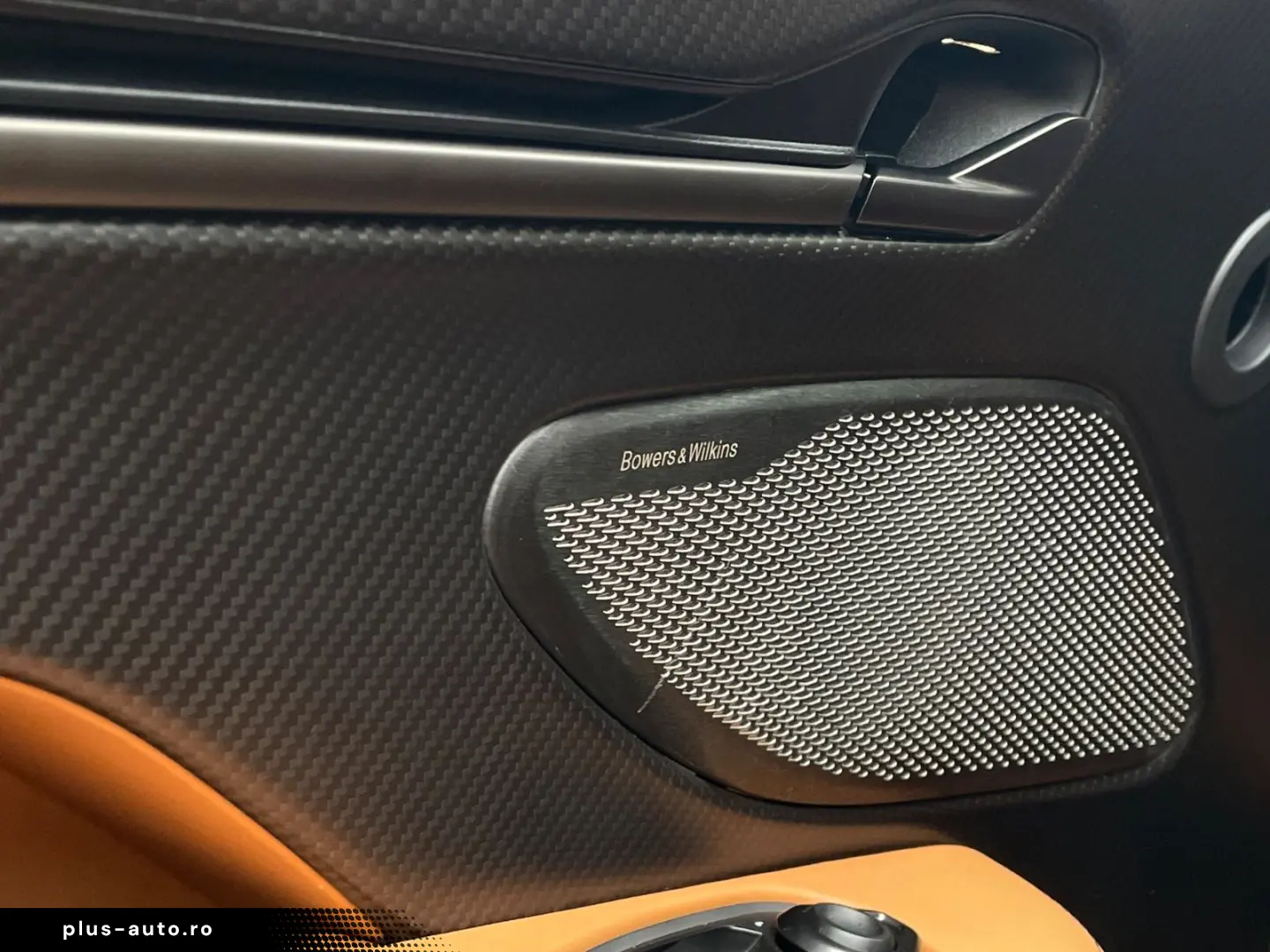 ASTON MARTIN Vanquish MY25