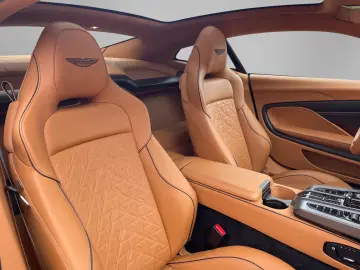ASTON MARTIN Vanquish MY25
