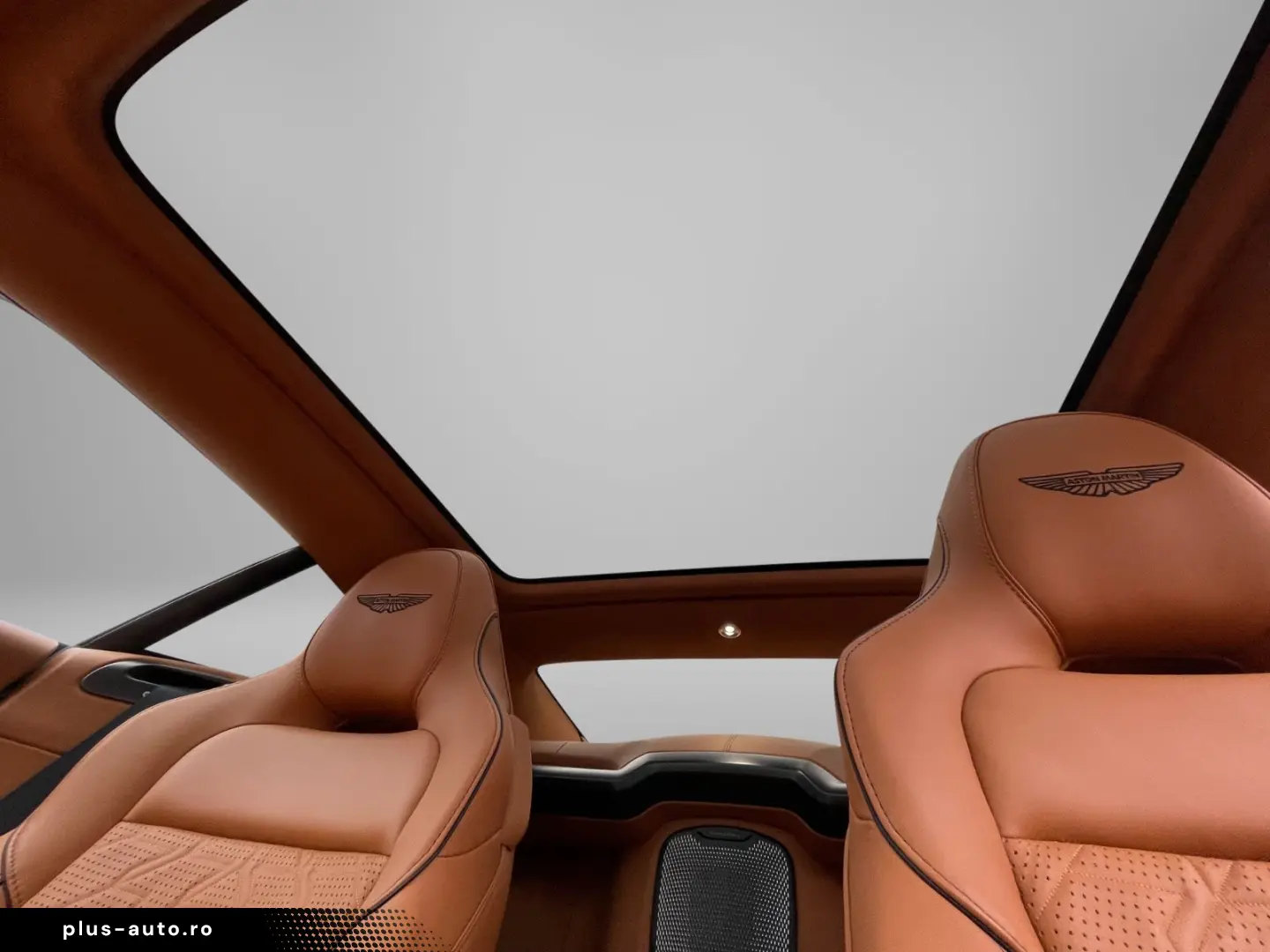 ASTON MARTIN Vanquish MY25