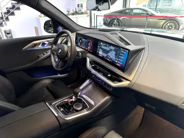 BMW XM 4.4 EXKLUSIV NIGHTGOLD BOWERS&WILKINS 23