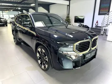 BMW XM 4.4 EXKLUSIV NIGHTGOLD BOWERS&WILKINS 23