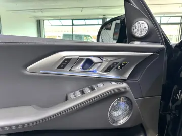 BMW XM 4.4 EXKLUSIV NIGHTGOLD BOWERS&WILKINS 23